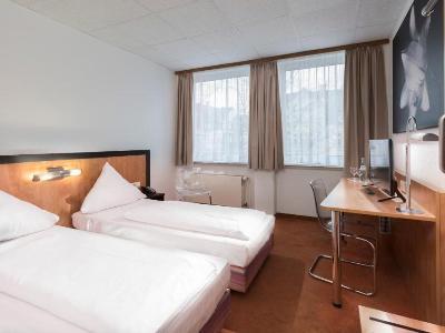 Days Inn Dortmund West Exterior photo